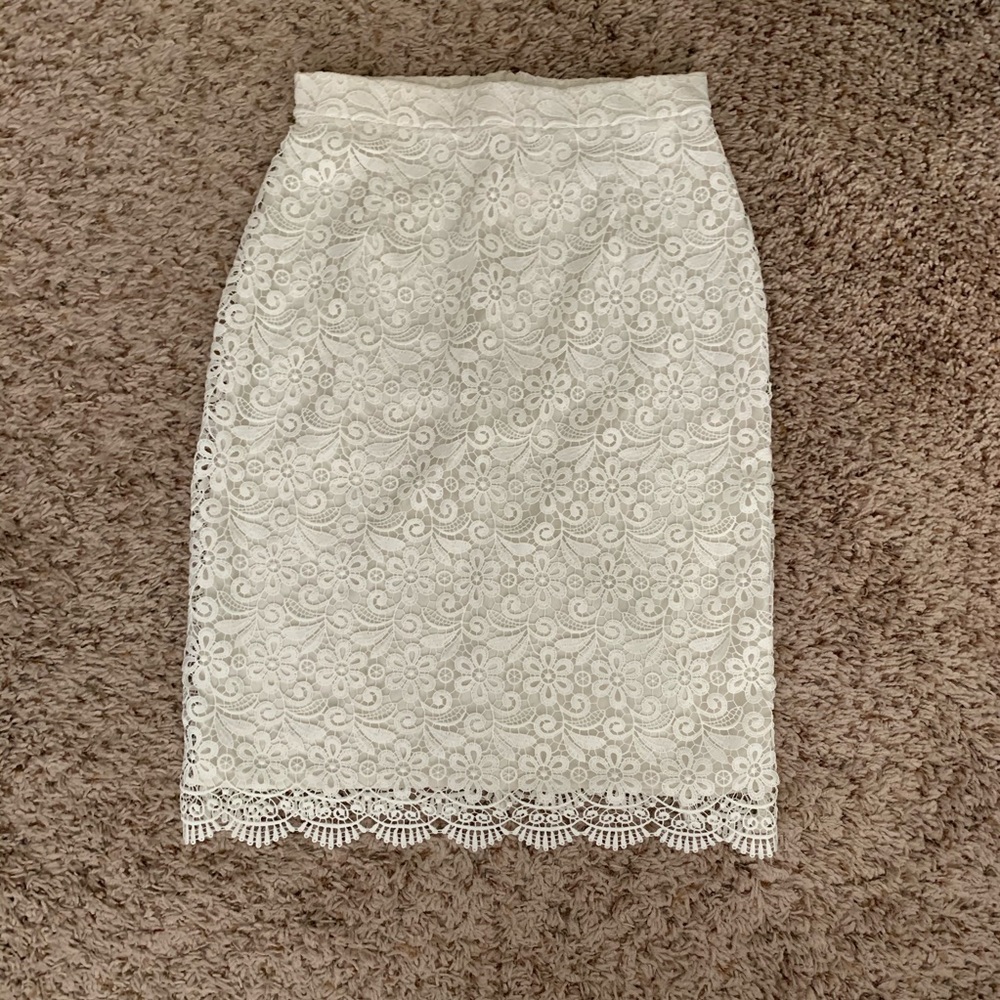 Uniqlo Lace Skirt White